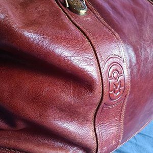 Very large leather traveling bag..